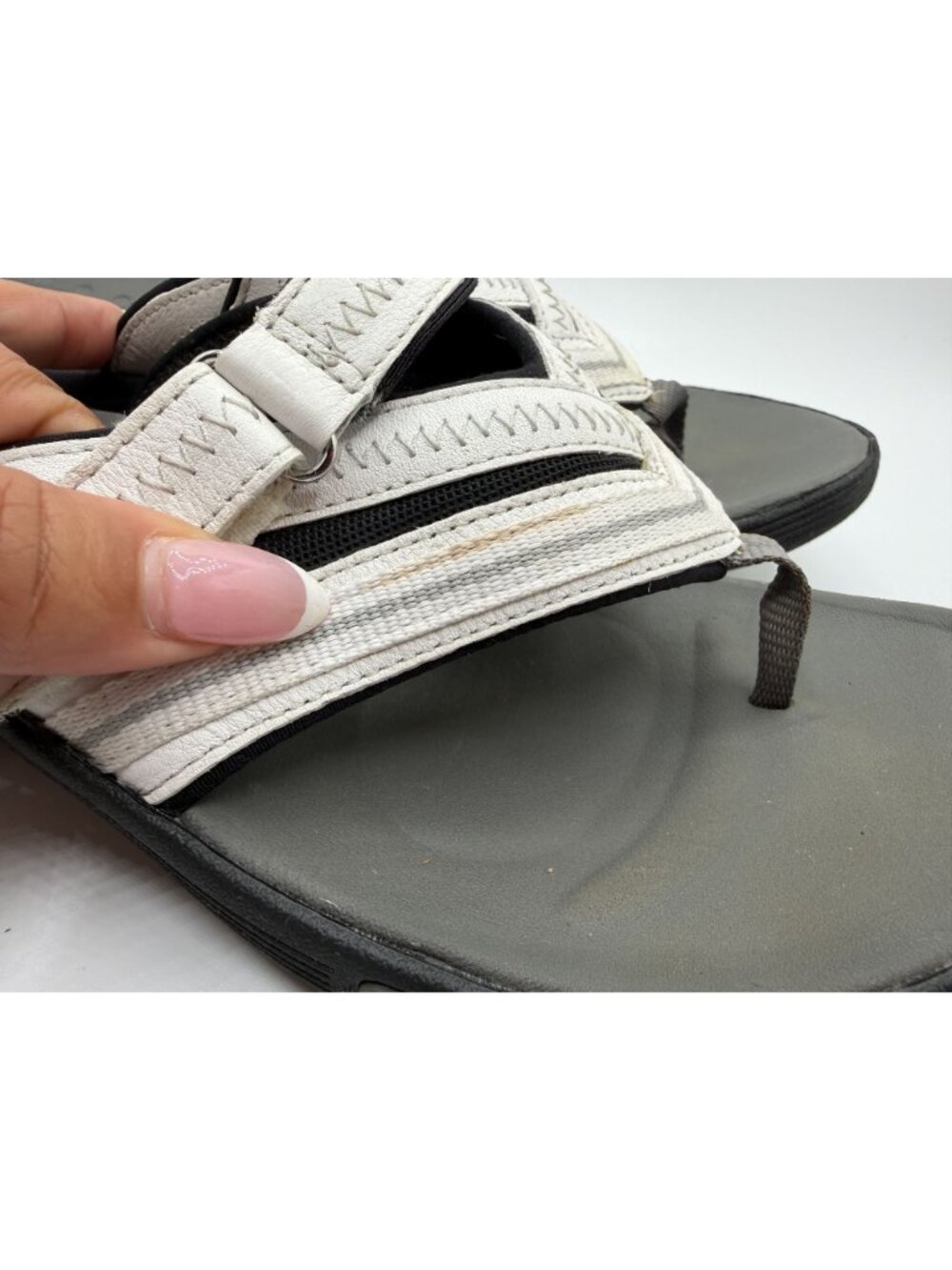 Clarks Wave Walk Sandals Women Size 9.5M White Thong Flip Flop Comfort Shoes - Picture 13 of 13